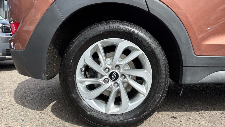 Hyundai Tucson 1.7 CRDi Blue Drive SE Nav 5dr 2WD Diesel Estate
